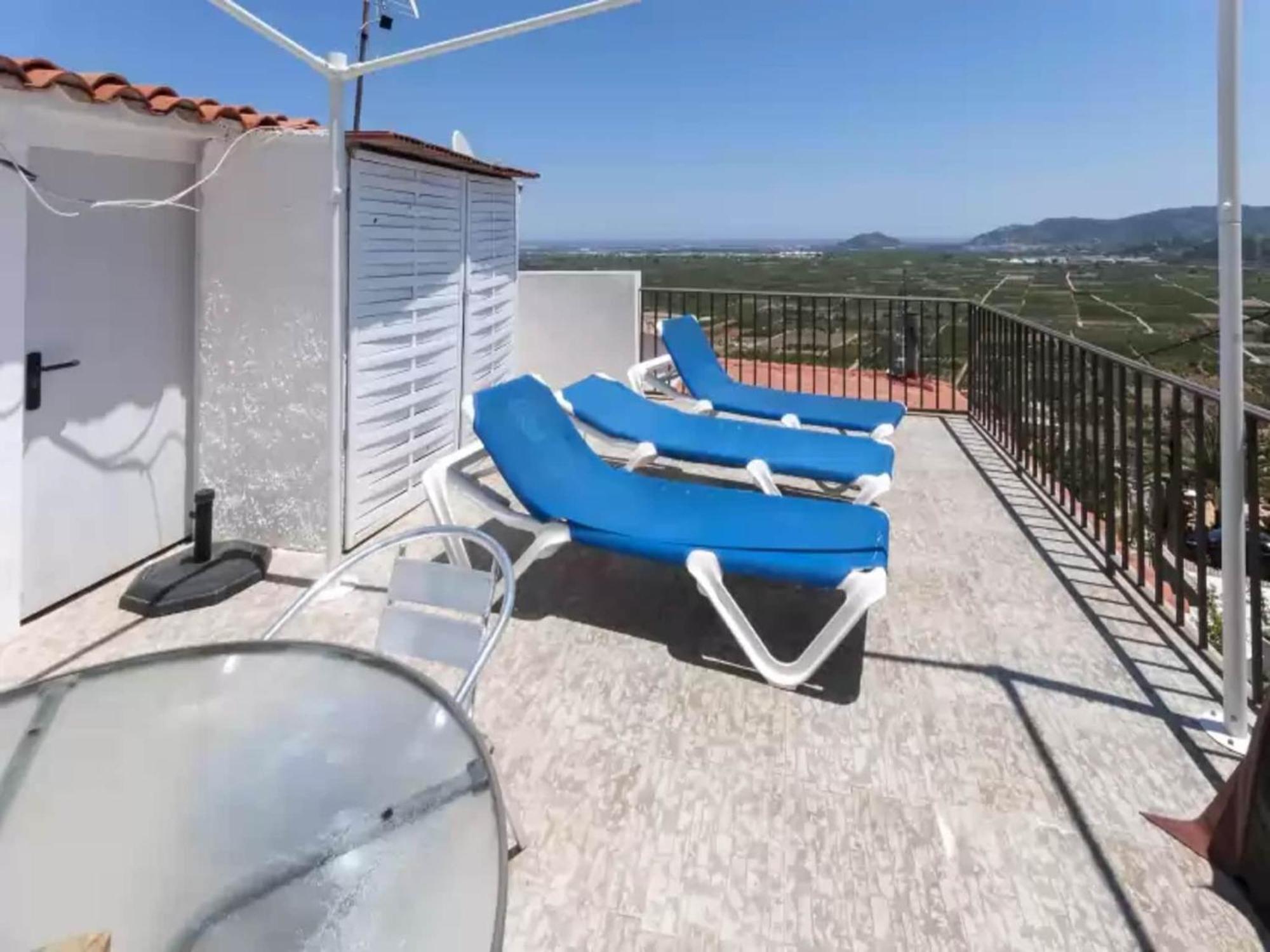 Villa With Private Pool In Ador Екстериор снимка