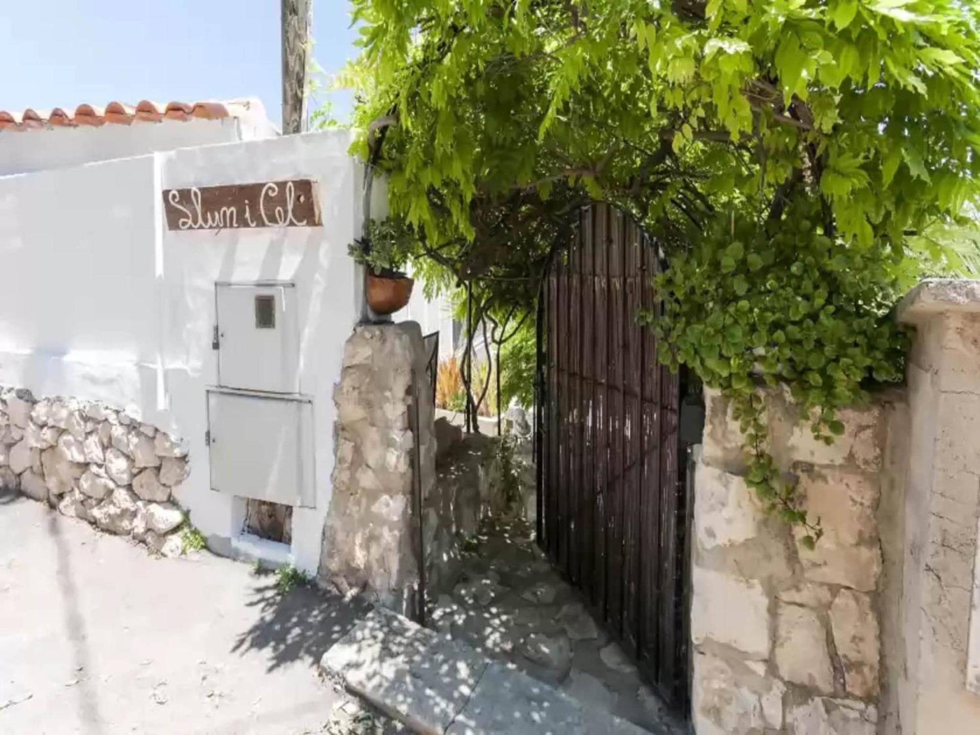 Villa With Private Pool In Ador Екстериор снимка